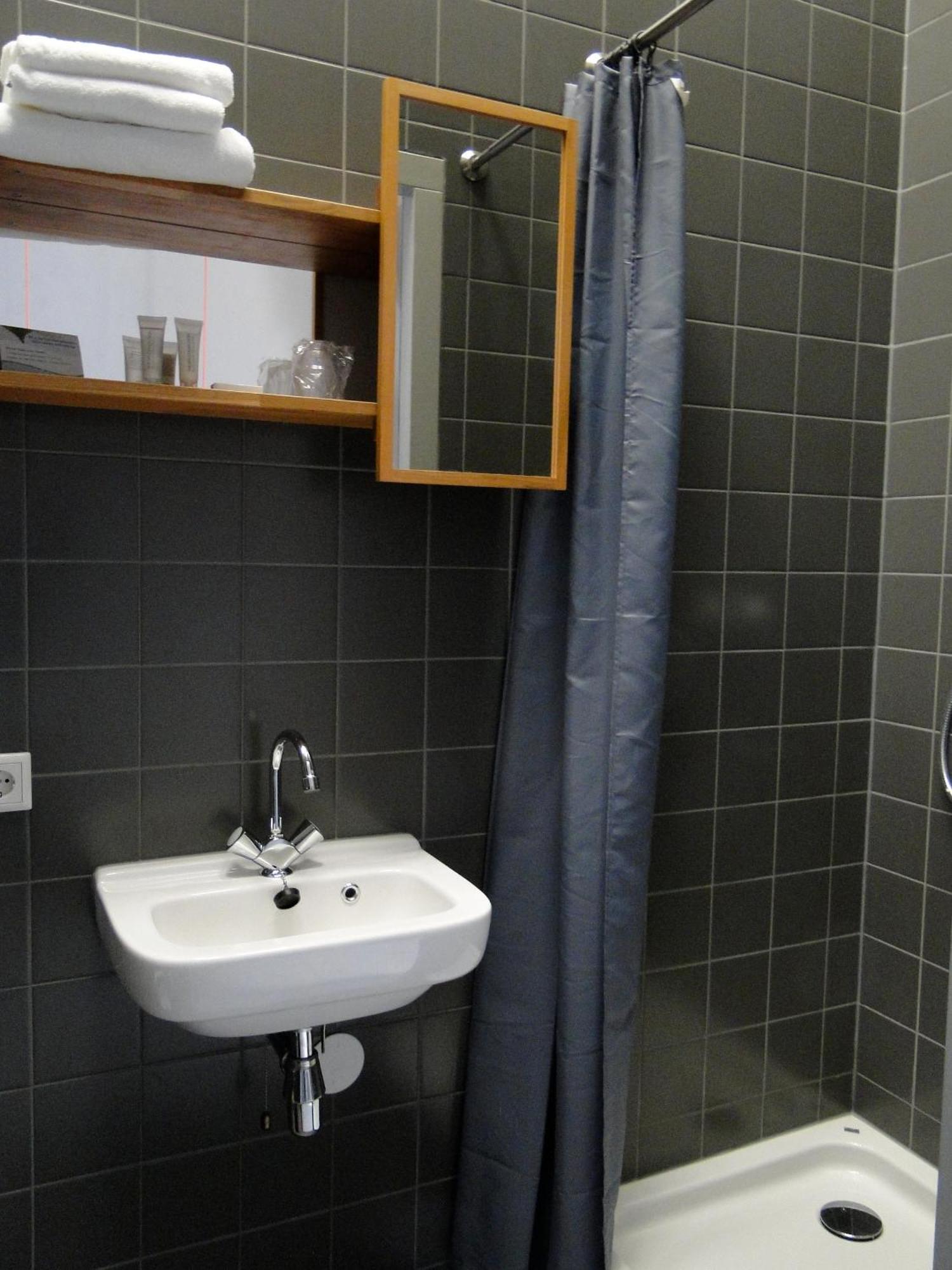 Labnul50 Self Check-In Hotel Гронинген Экстерьер фото