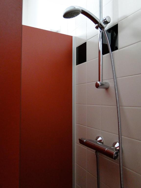 Labnul50 Self Check-In Hotel Гронинген Номер фото