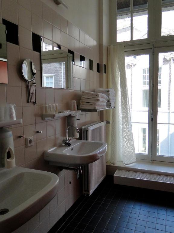 Labnul50 Self Check-In Hotel Гронинген Номер фото